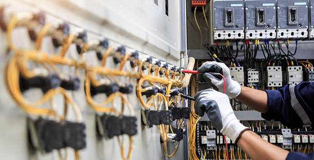 Professional Electrician technician working in Bellevue, ID